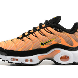 Nike Air Max Plus Safety Orange Black DM0032-800
