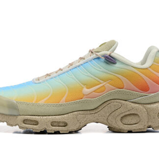 Nike Air Max Plus Sandy Sunset HF5726-912