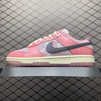 Nike Dunk Low LX Barbie FN8927-621