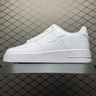 Nike Air Force 1 Low '07 SE Just Do It Triple White FB8251-100