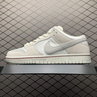 Nike SB Dunk Low Valentine's Day FZ5654-100