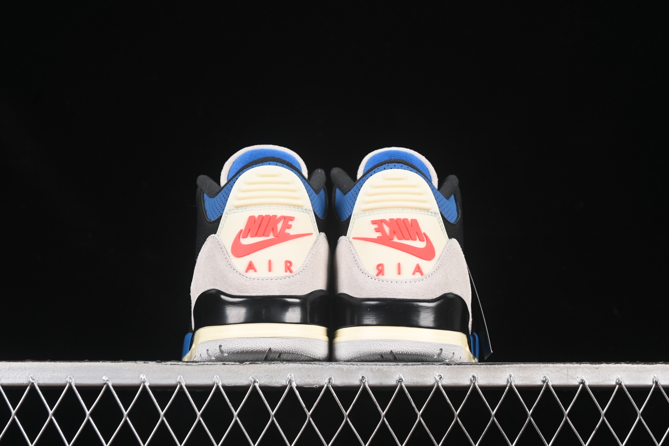 Jordan 3 Retro OG Rare Air IB8967-004 – Image 3