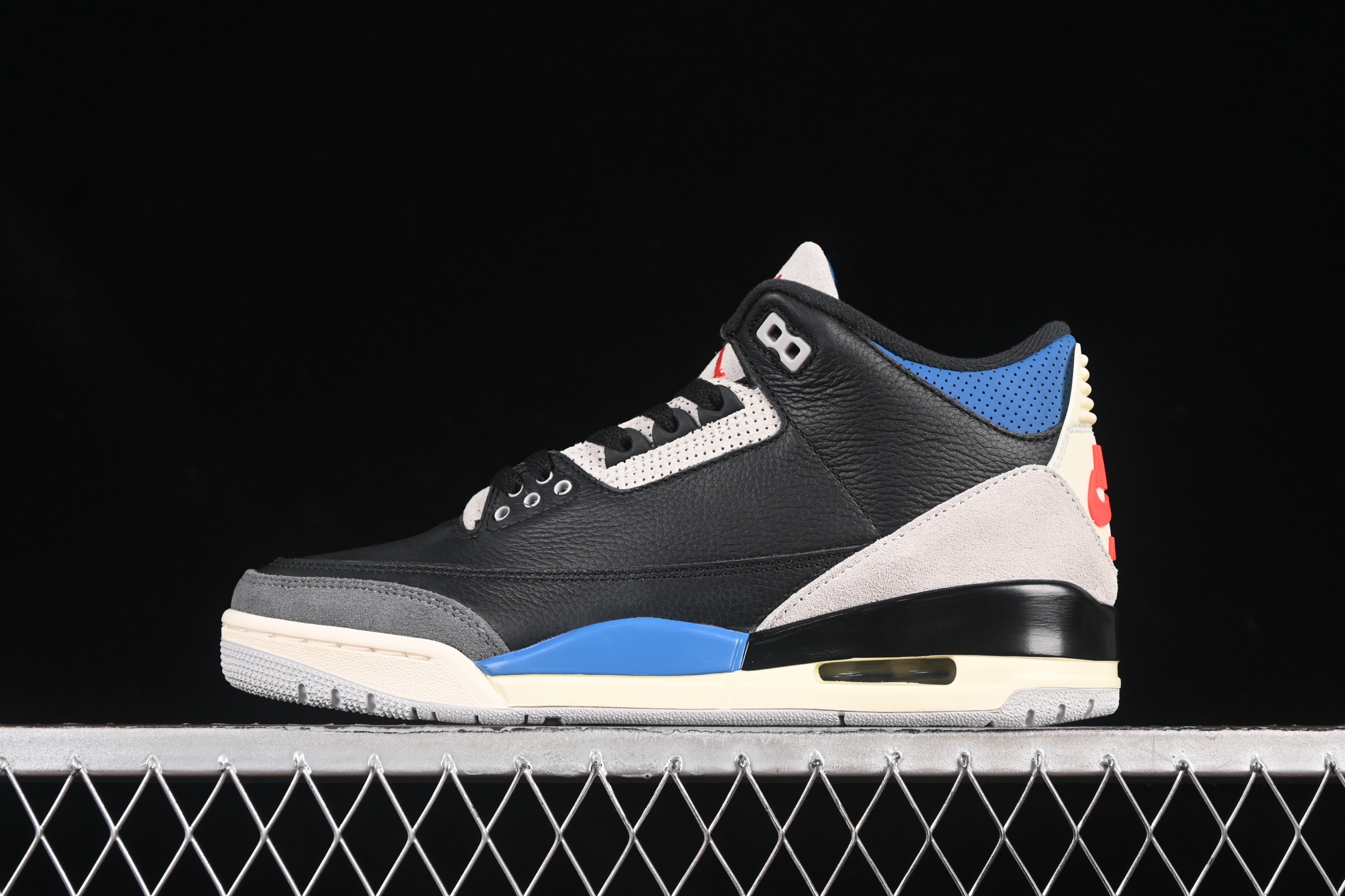 Jordan 3 Retro OG Rare Air IB8967-004
