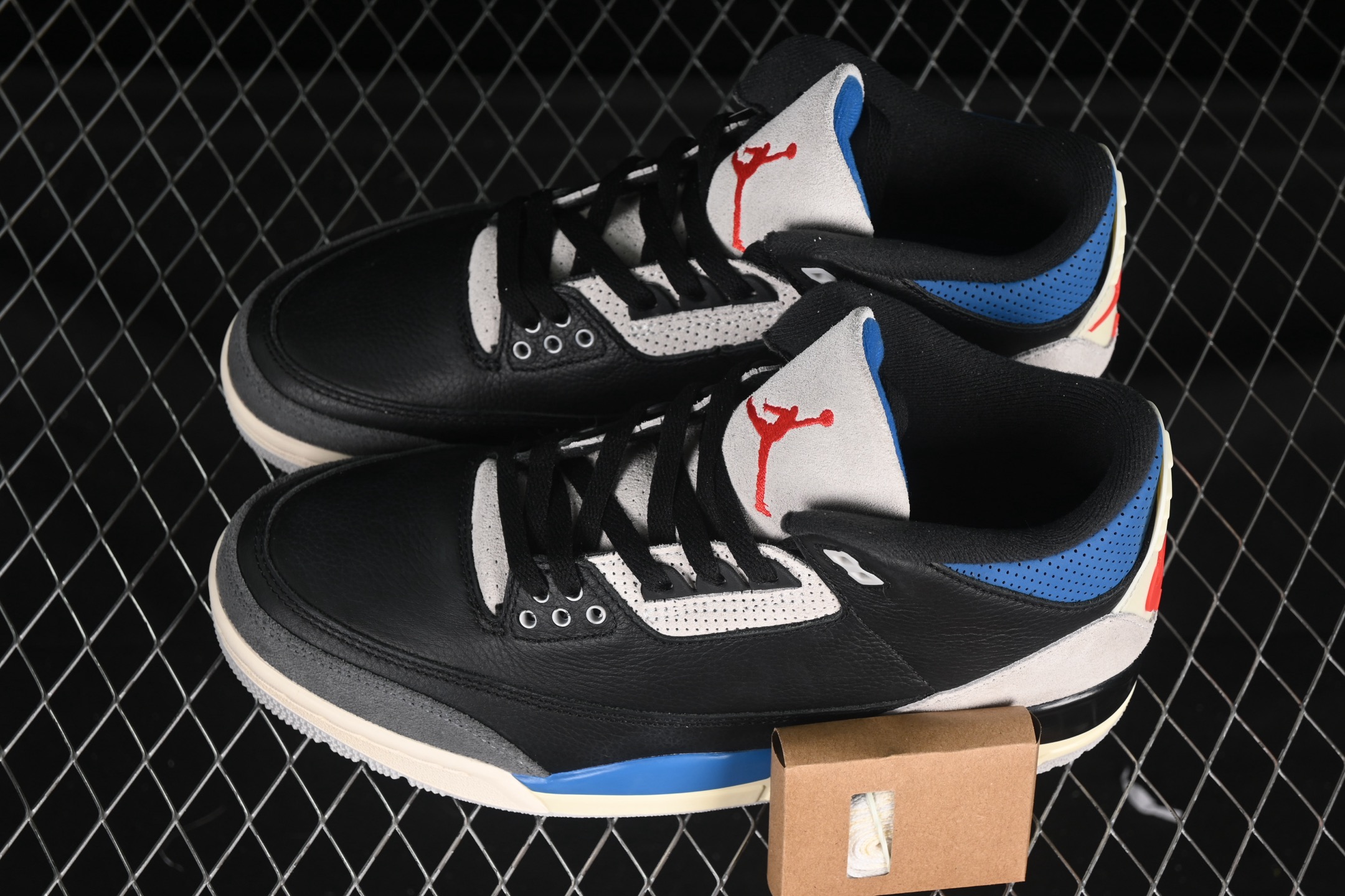 Jordan 3 Retro OG Rare Air IB8967-004 – Image 6
