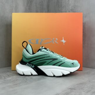 Dior B44 Blade Lewis Hamilton Gradient Green 3SN306ZEG_H694